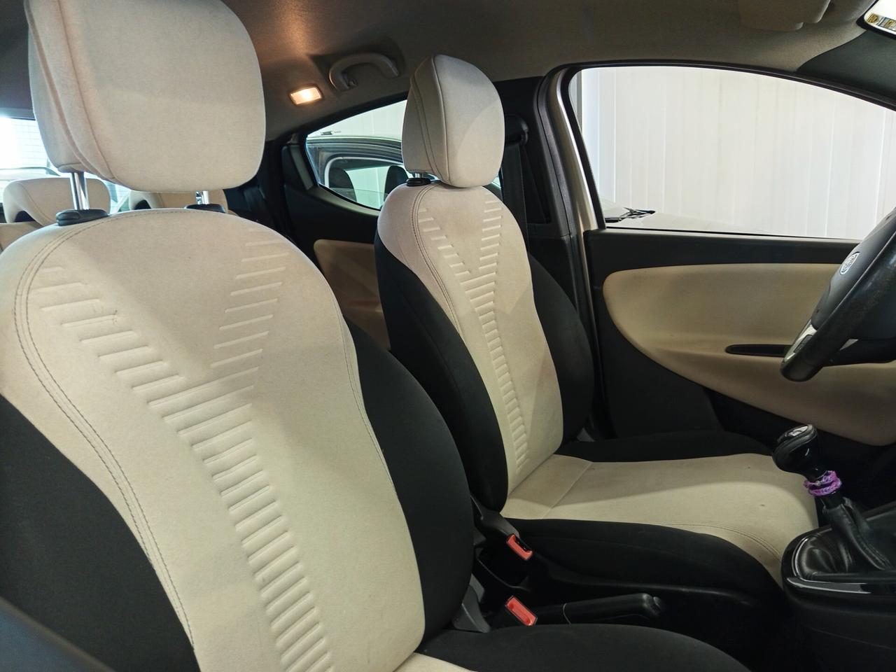 Lancia Ypsilon 1.3 Mjt diesel, 165 Mila chilometri ok neopatentati