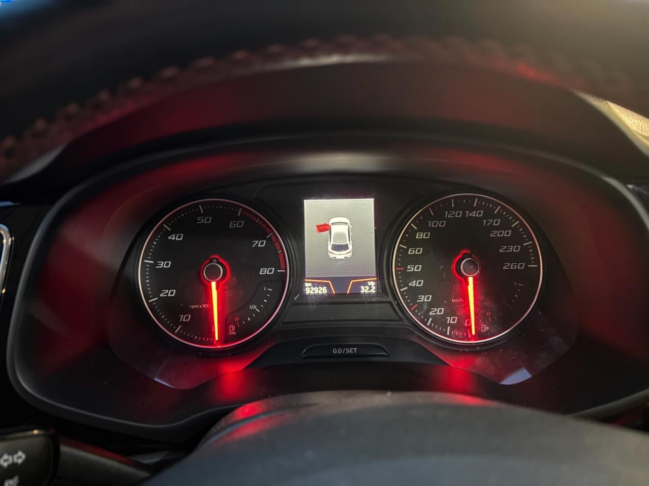 Seat Leon 1.5 TGI ALLESTIMENTO FR