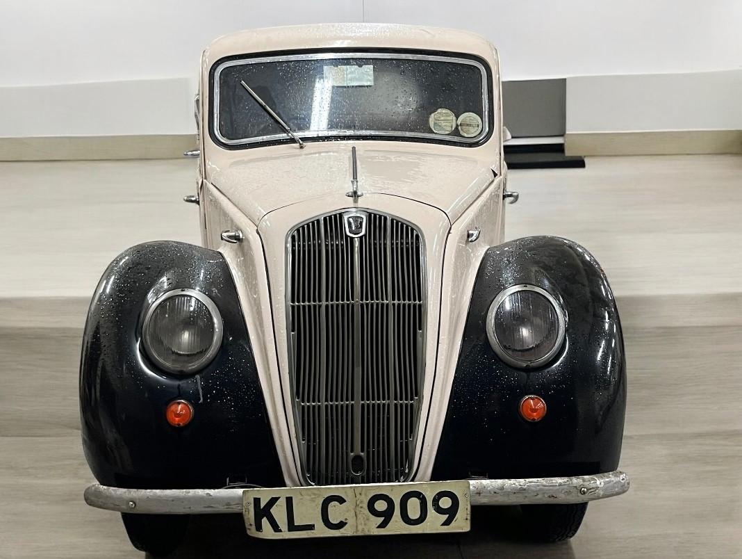 Morris Eight anni 40