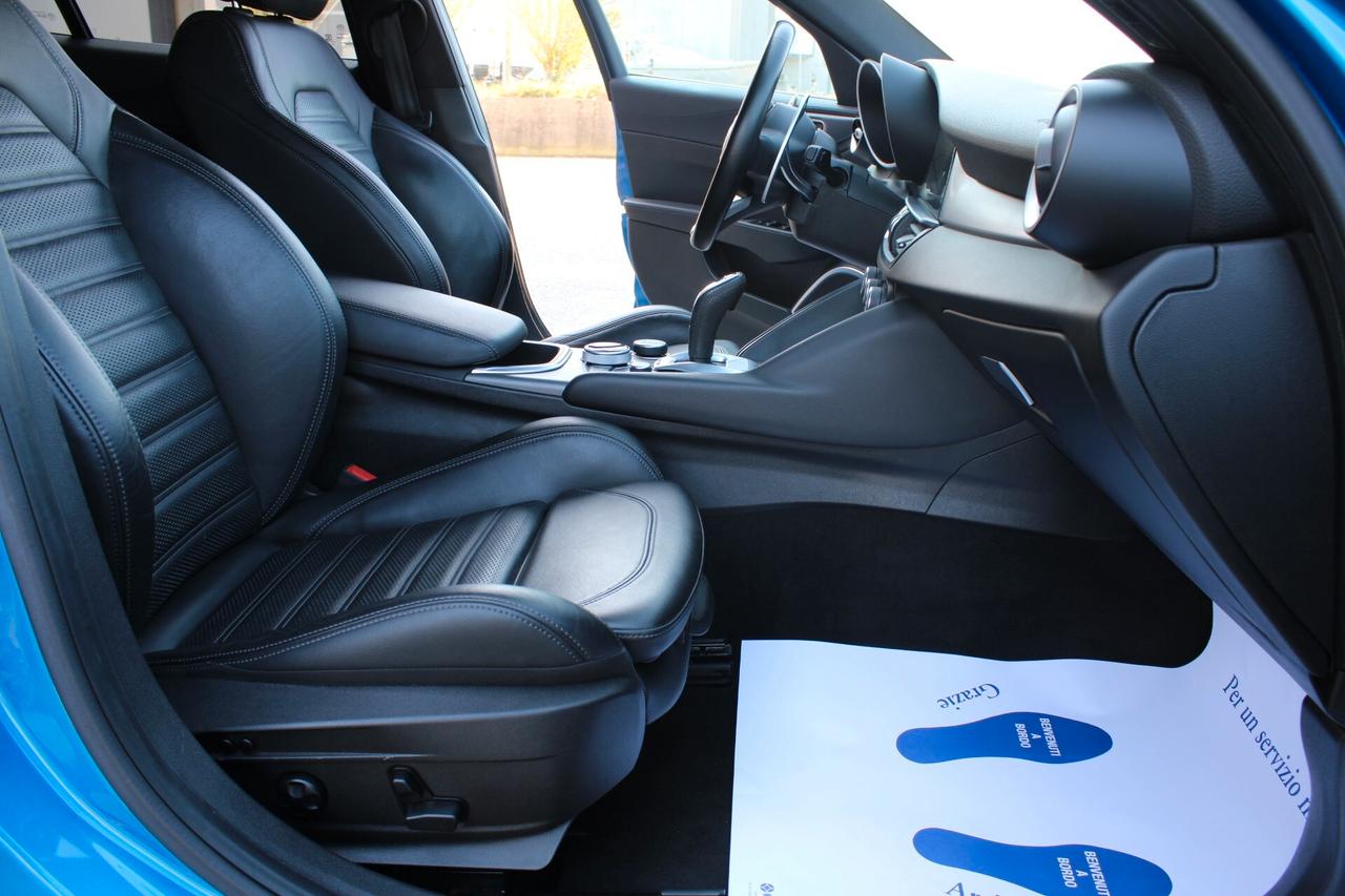 Alfa Romeo Giulia 2.2 t Veloce Q4 210 cv BLU MONTECARLO