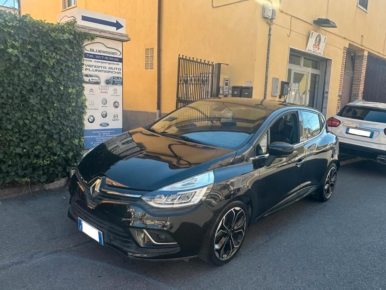Renault Clio TCe 12V 75 CV 5 porte Moschino UNICOPROPRIETARIO FINANZIABILE