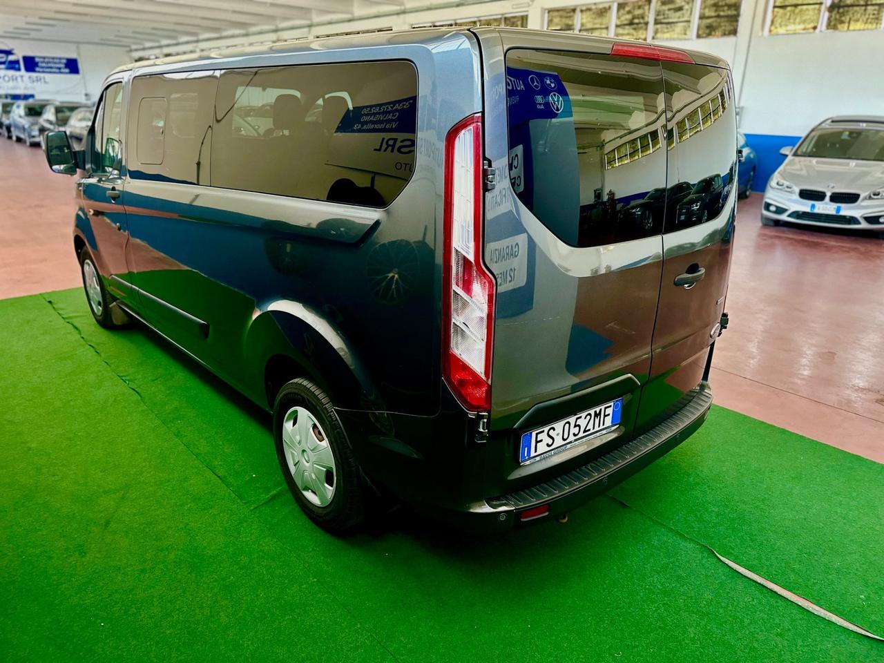Splendido Ford Transit Custom 2.0 TDCi 130cv Entry