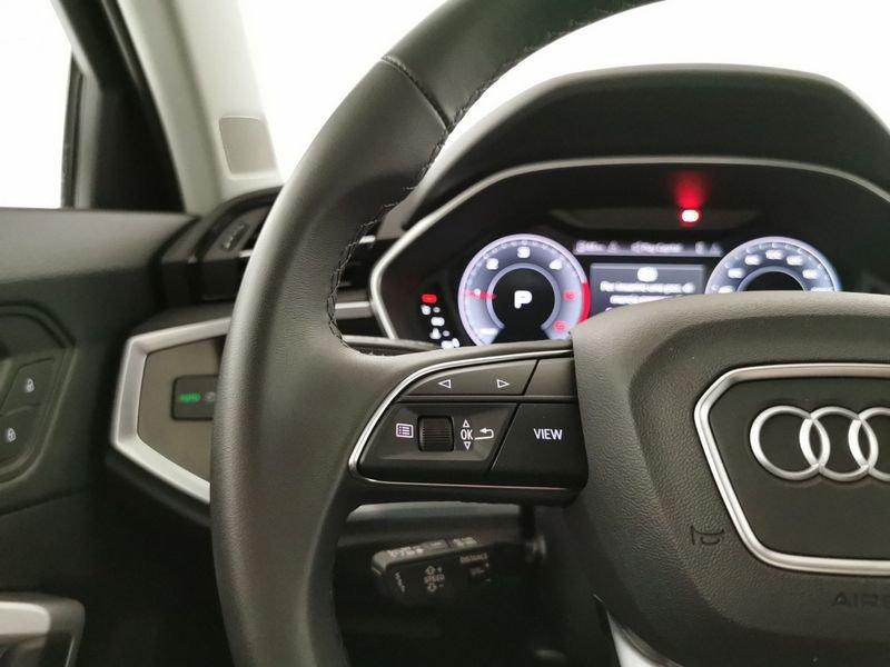 Audi Q3 35 2.0 tdi Business Advanced s-tronic