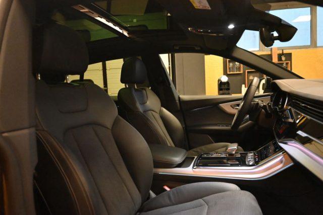 AUDI Q8 50TDI Q.TIP.286CV S-LINE TET.22"360°HEAD-UP FULL!!