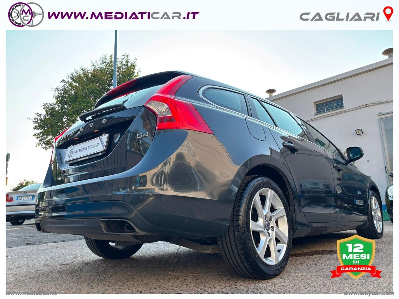 VOLVO V60 D4 AWD Geartronic R-design Momentum