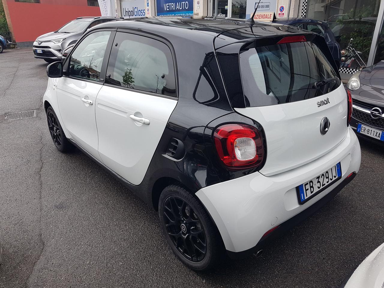 Smart ForFour 70 1.0 Passion