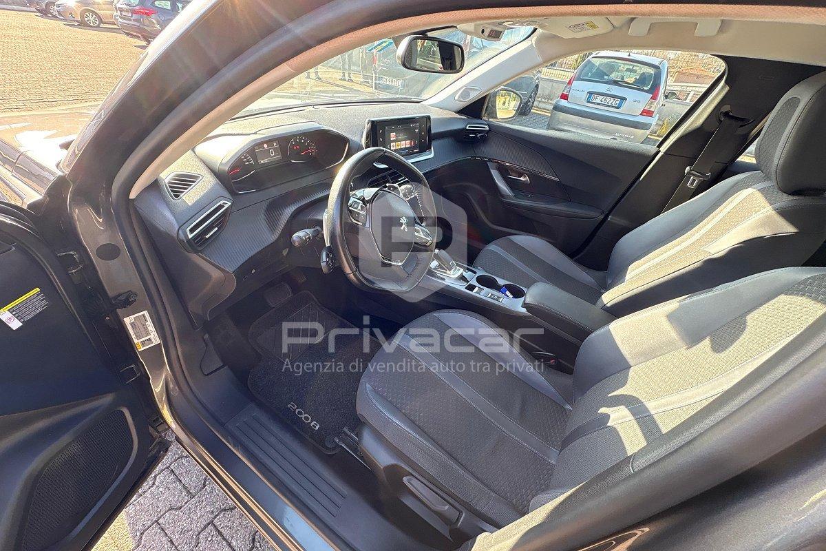 PEUGEOT 2008 PureTech 130 S&S Allure Navi Pack