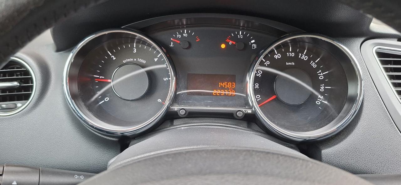 Peugeot 5008 1.6 HDi 110CV Business