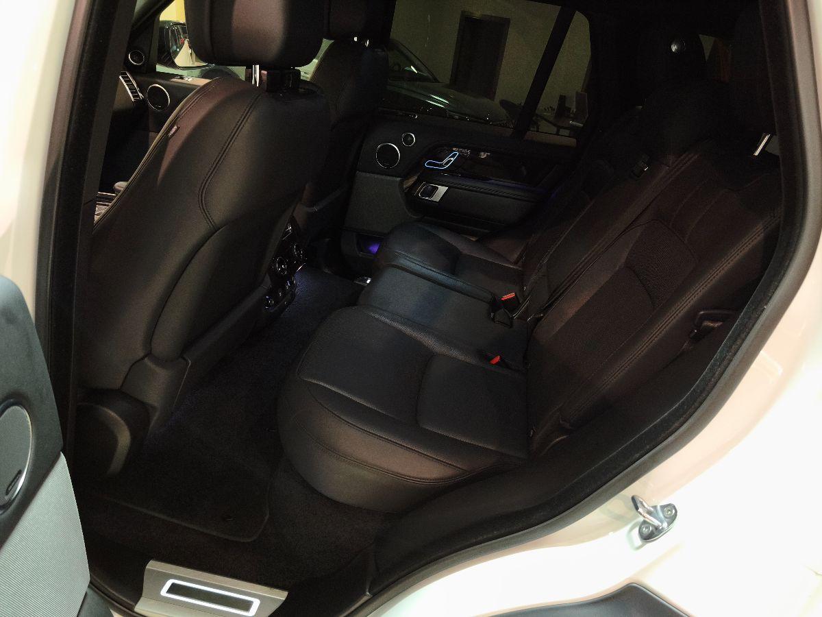 LAND ROVER Range Rover Vogue LWB 3.0 SDV6