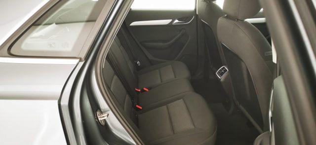 AUDI Q3 2.0 TDI 120 CV Business