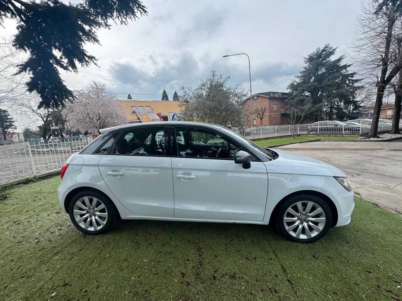 Audi A1 SPB 1.6 TDI S tronic Ambition