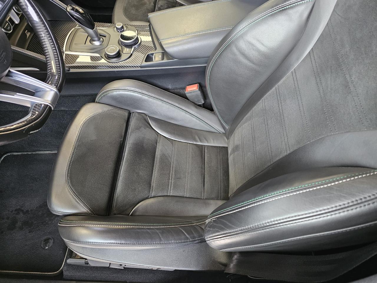 Alfa Romeo Stelvio 2.9 Bi-Turbo V6 510 CV AT8 Quadrifoglio