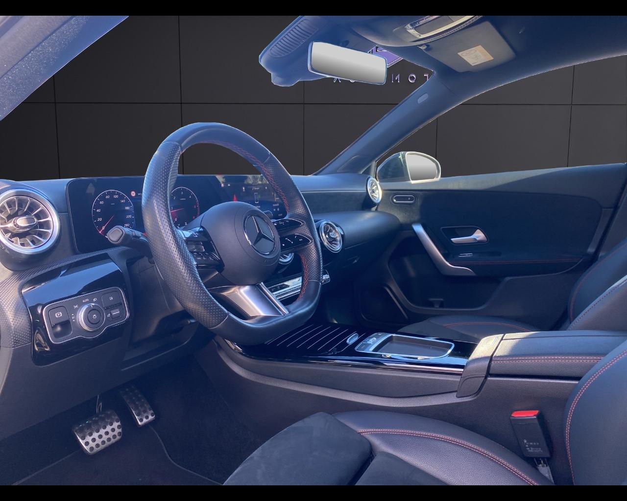 Mercedes-Benz A 220 d Automatic AMG Line Premium Plus