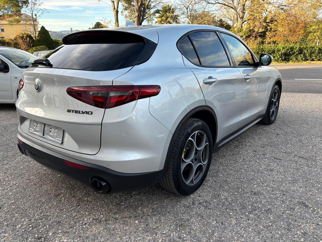 Alfa Romeo Stelvio 2.2 Turbodiesel 190 CV AT8 Q4 Sprint