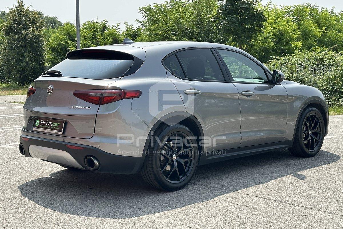 ALFA ROMEO Stelvio 2.2 Turbodiesel 180 CV AT8 RWD Executive
