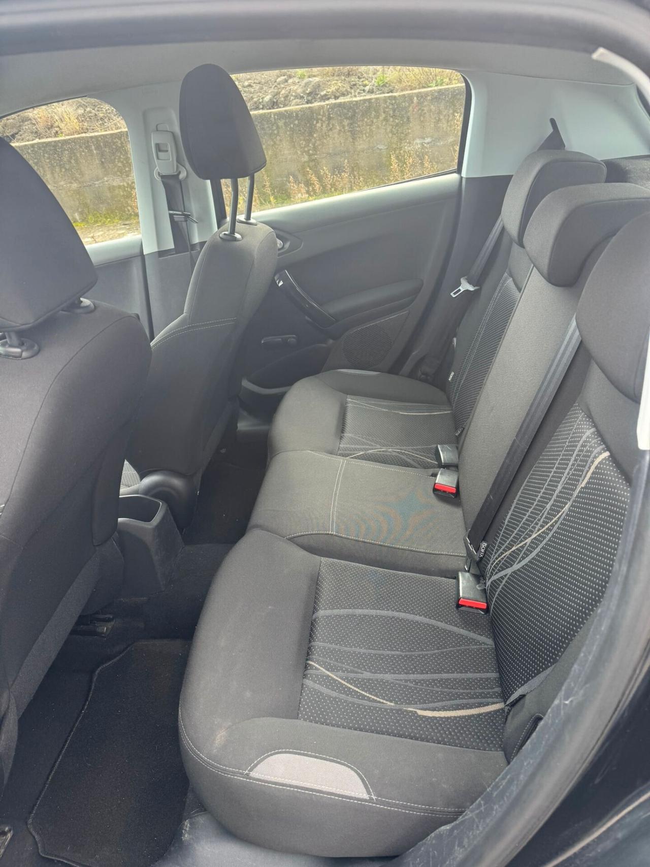 Peugeot 208 1.2 VTi 82 CV 5 porte Allure