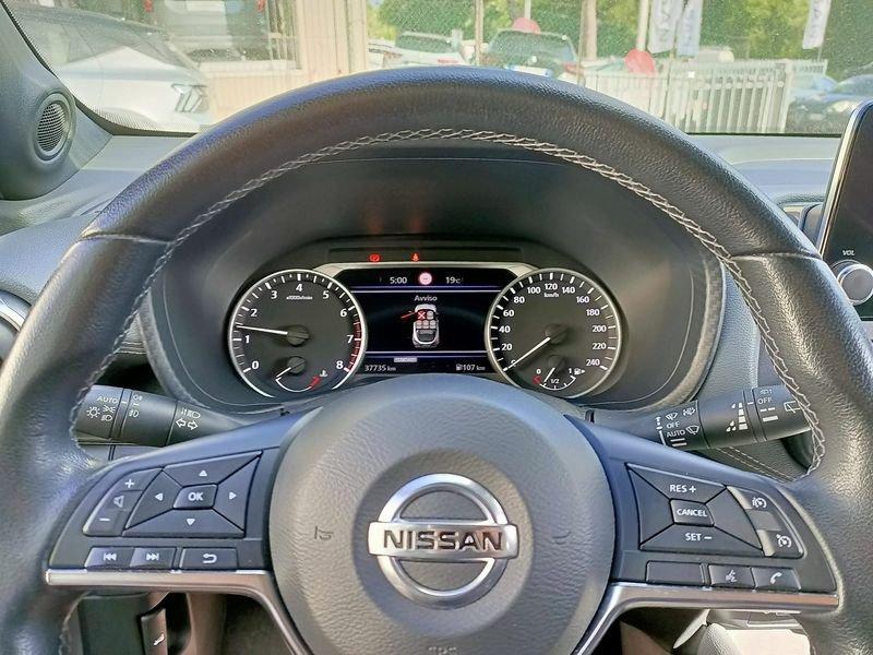 Nissan Juke 1.0 DIG-T 114cv N-Connecta 1.0 dig-t N-Connecta 114cv