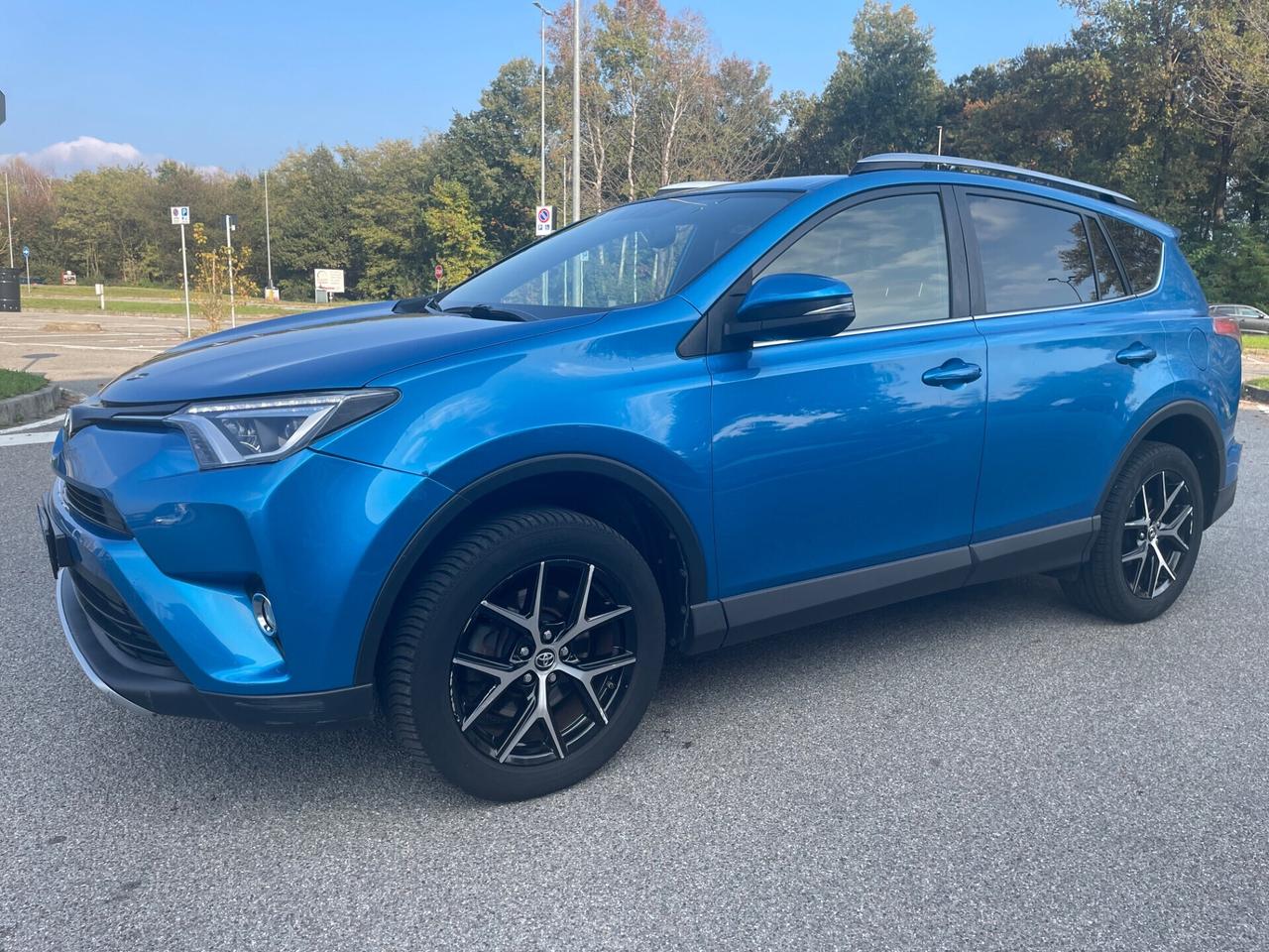 Toyota RAV 4 RAV4 2.0 D-4D 2WD*Neopatetati*Euro6B*Libro service