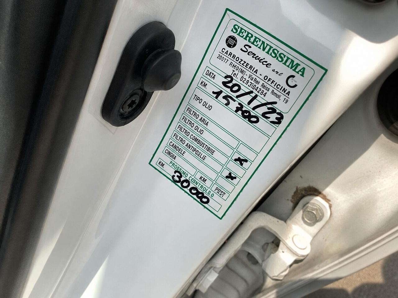 Toyota Yaris 1.5 Hybrid 5 porte Business