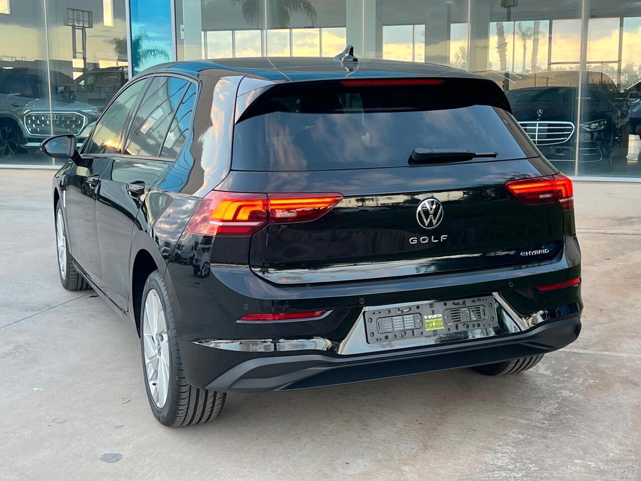 Volkswagen Golf 1.5 TSI eHybrid DSG Style SUPER OFFERTA T-STOCK