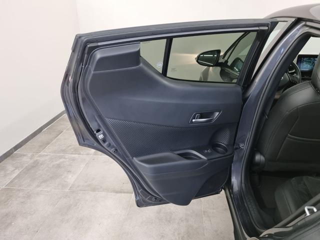 TOYOTA C-HR 1.8 Hybrid E-CVT Dynamic