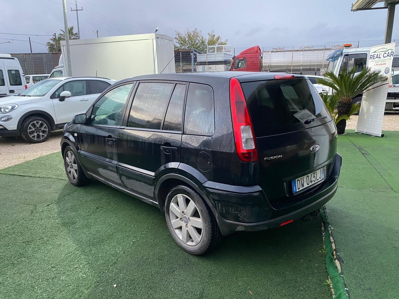 Ford Fusion 1.6 TDCI Titanium Gancio Traino