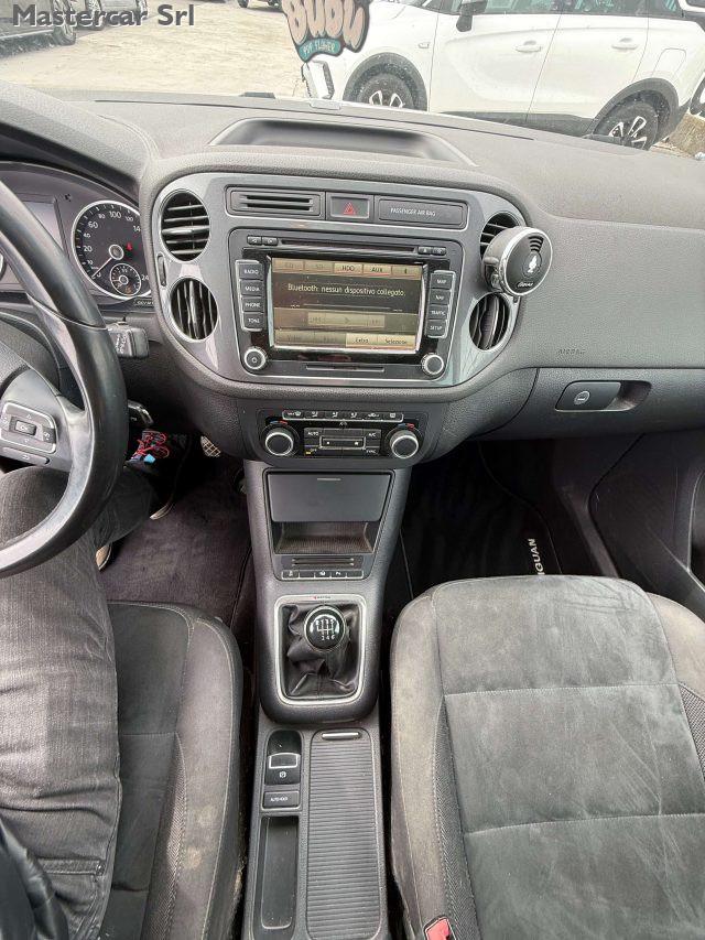 VOLKSWAGEN Tiguan Tiguan 2.0 tdi Sport. EN069YE
