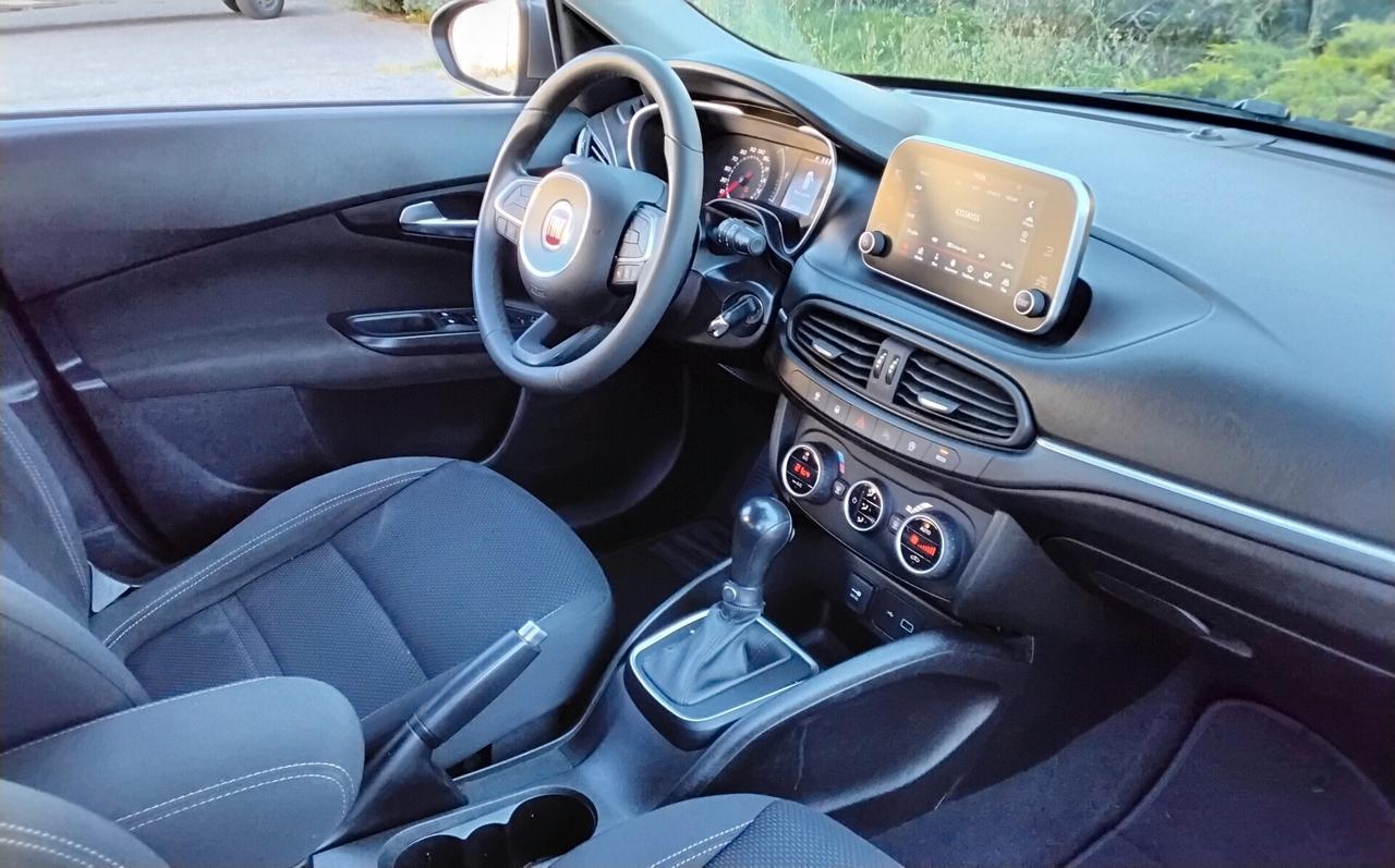 Fiat Tipo 1.6 Mjt S&S SW Lounge