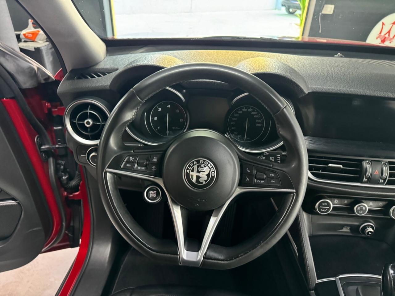 Alfa Romeo Stelvio 2.2 Turbodiesel 160 CV AT8 RWD