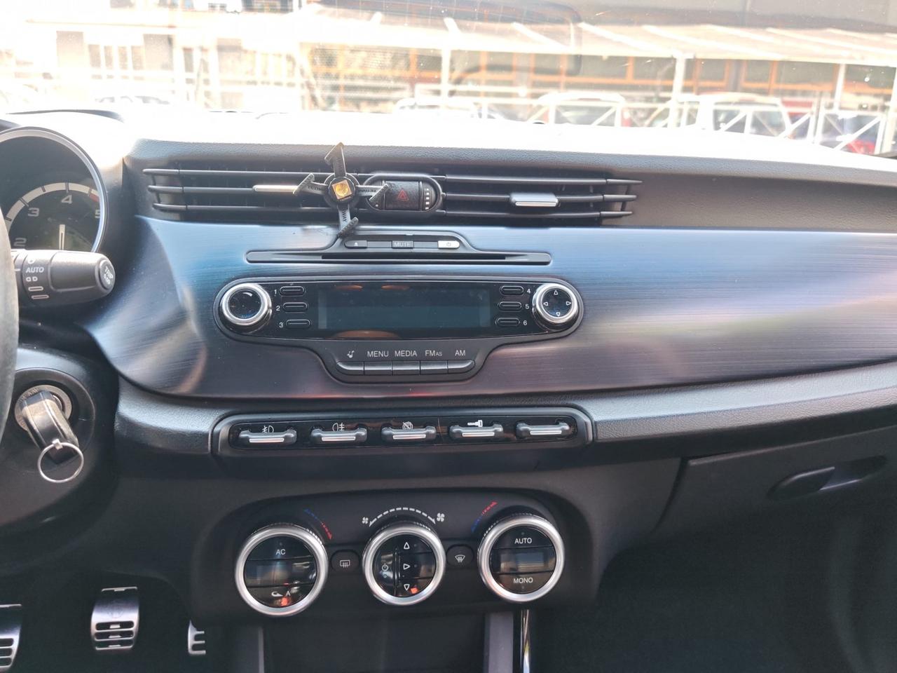 Alfa Romeo Giulietta 2.0 JTDm-2 140 CV