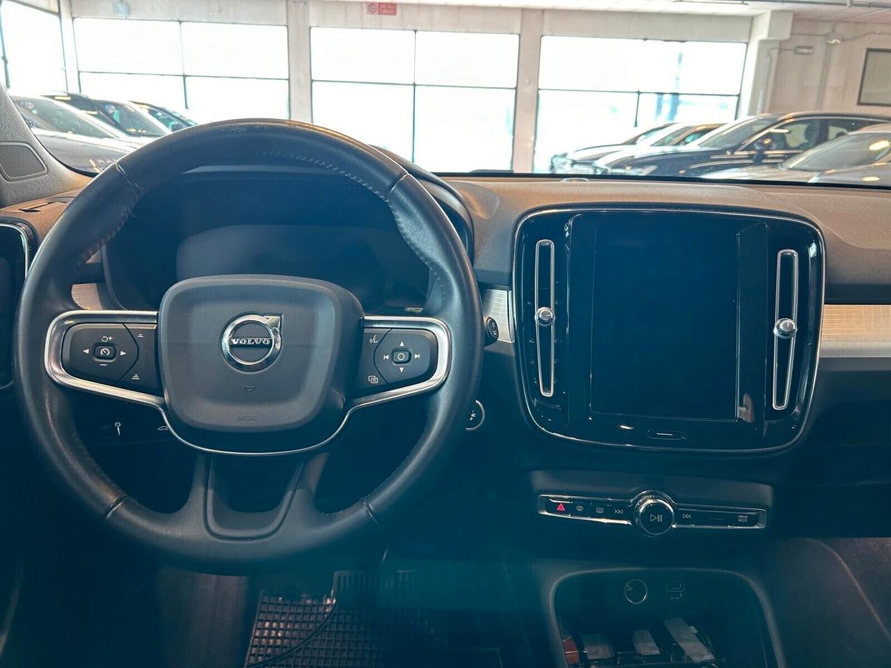 Volvo XC40 MOMENTUM PRO D3 Geartronic