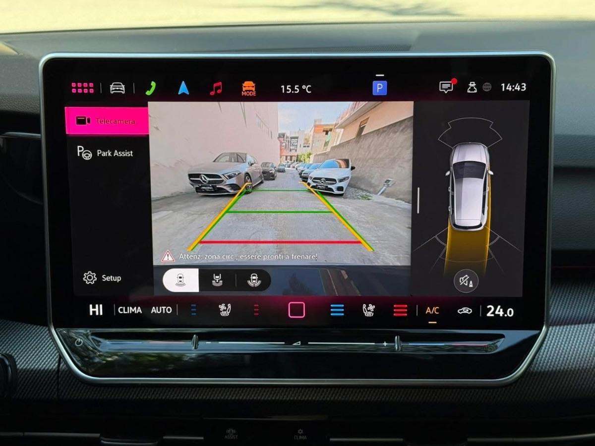 New Volkswagen Golf 8.5 GTI 2.0 TSI 265 CV