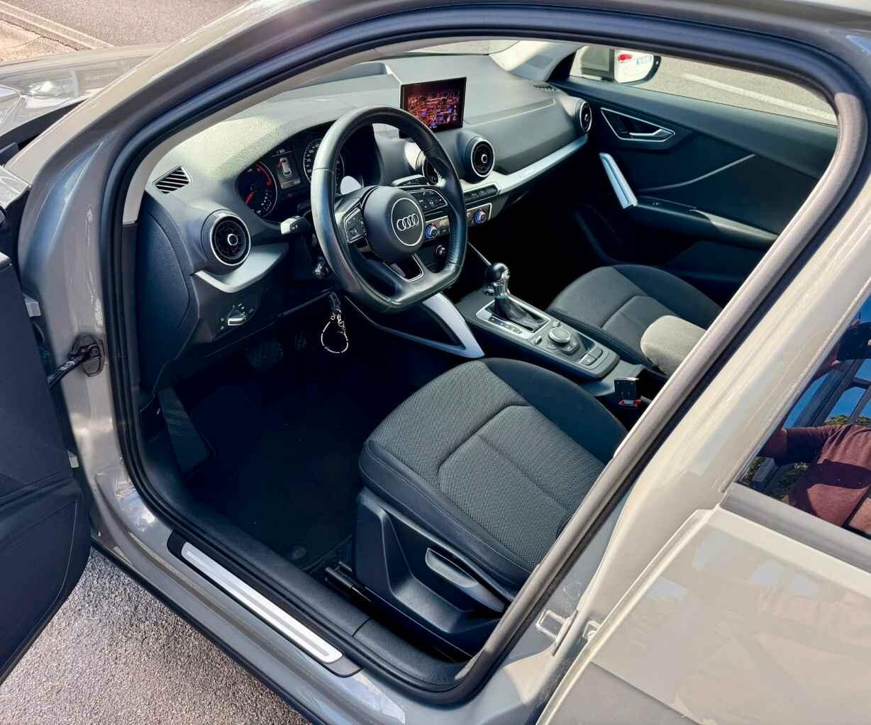 AUDI Q2 30 1.6 TDI S TRONIC 116 CV