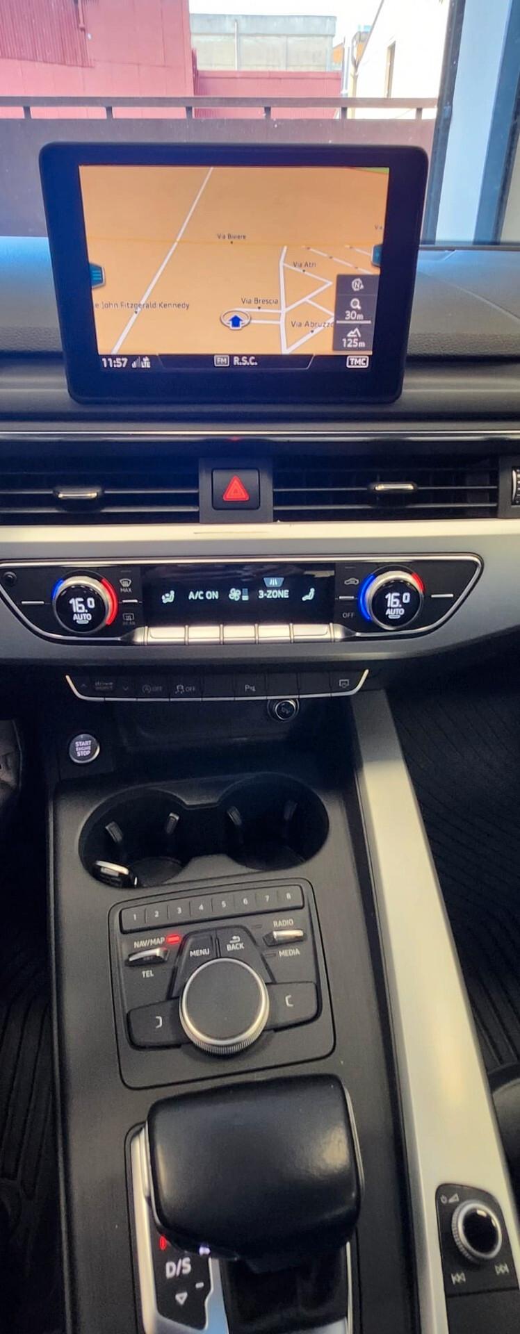 Audi A4 2.0 TDI 150 CV ultra S tronic Design