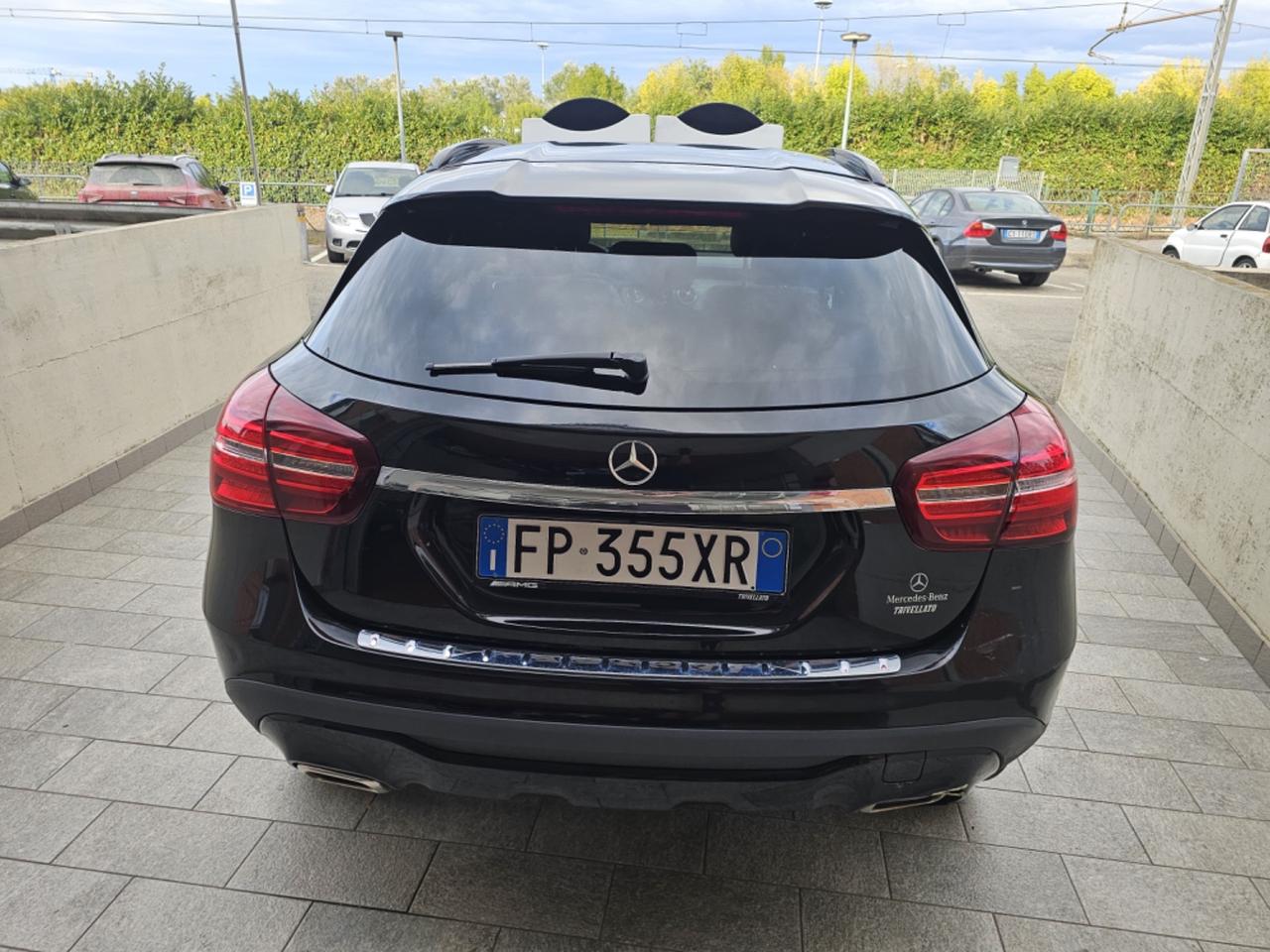 Mercedes-benz GLA 180 d Automatic Premium