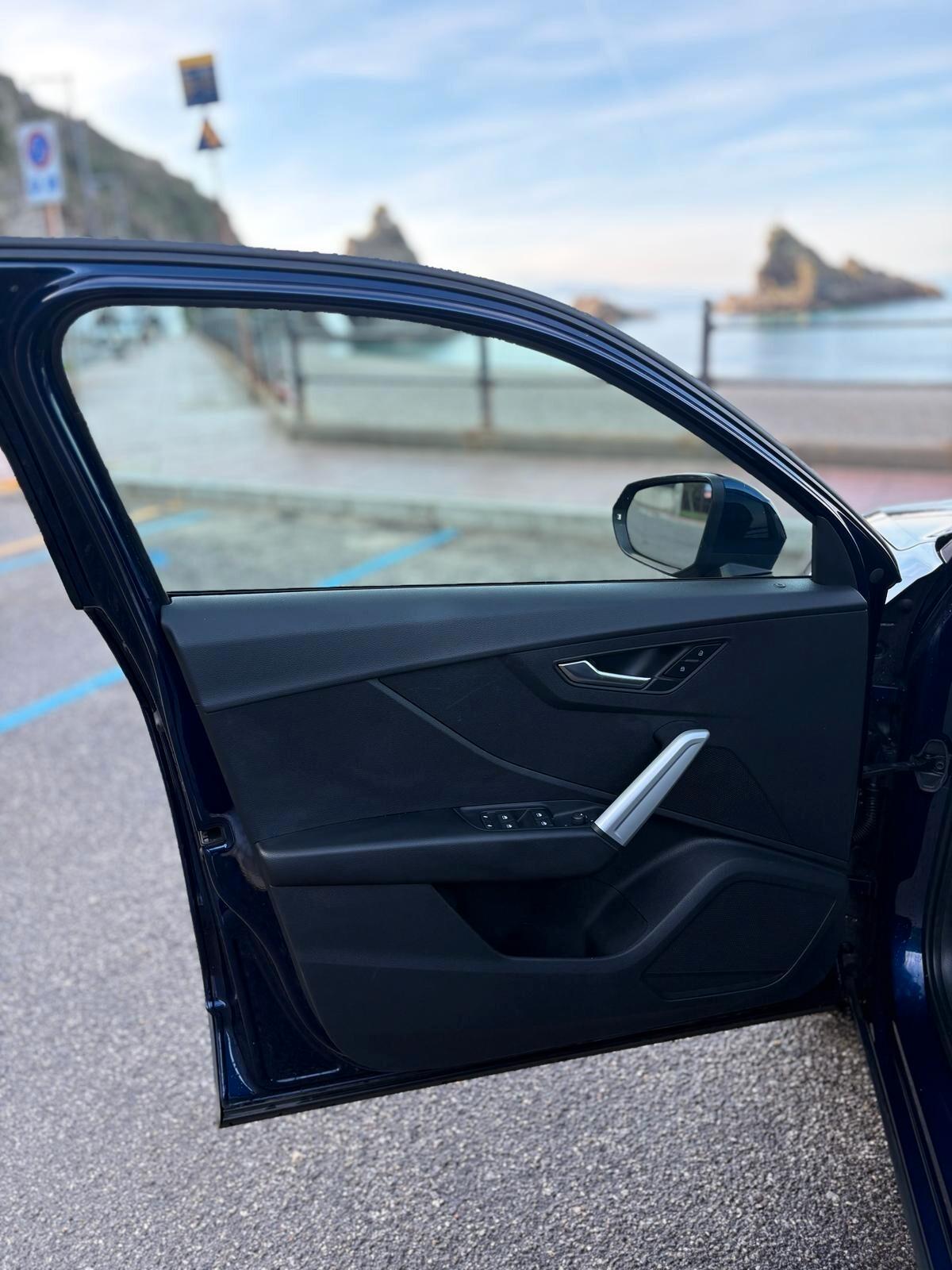 Audi Q2 35 TDI quattro S tronic Admired Black Friday