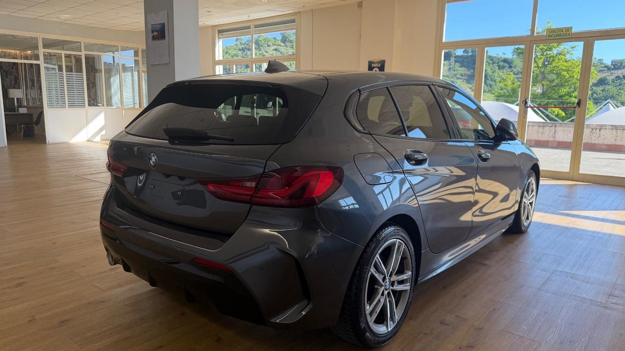 Bmw 116 116d 5p. Msport