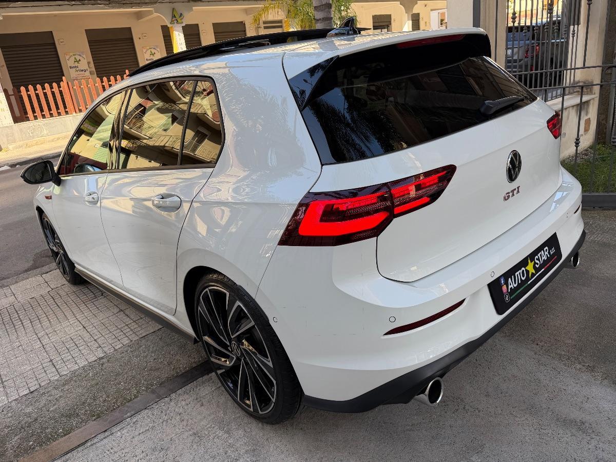 Volkswagen Golf 8 GTI 2.0 TSI 245 CV