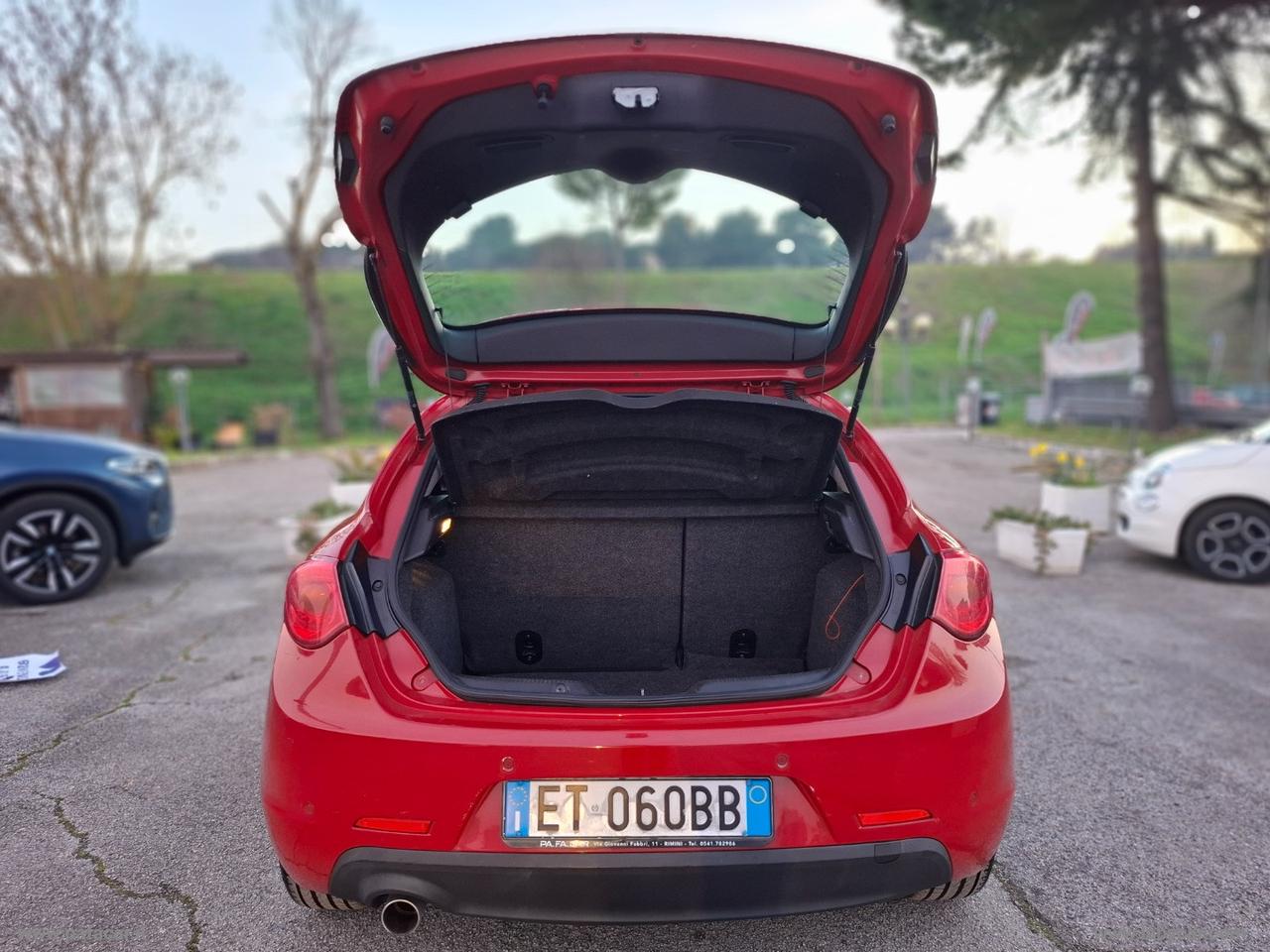 ALFA ROMEO Giulietta 1.6 JTDm-2 105 CV Distinctive