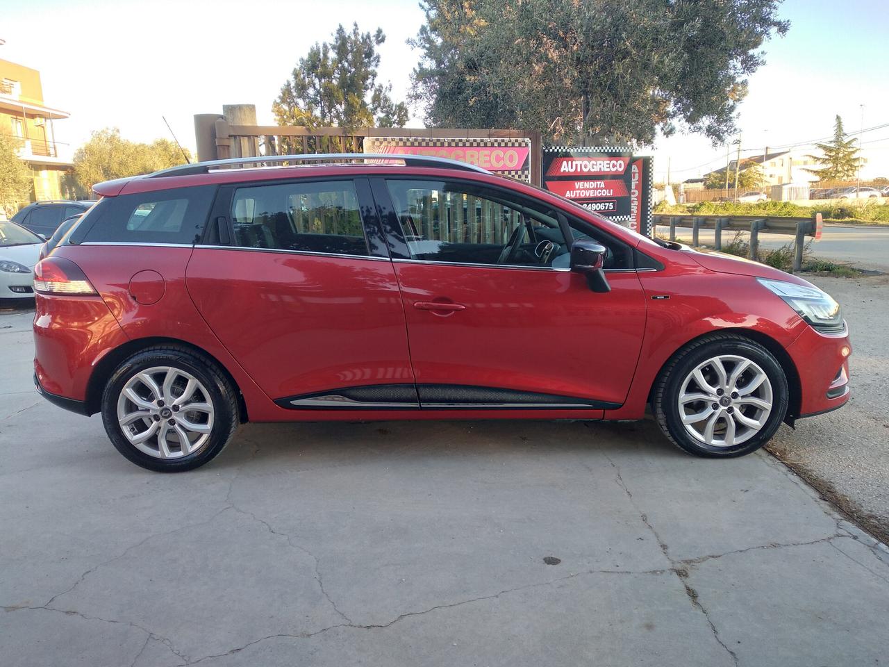 Renault Clio Sporter dCi 8V 90 CV Moschino Life