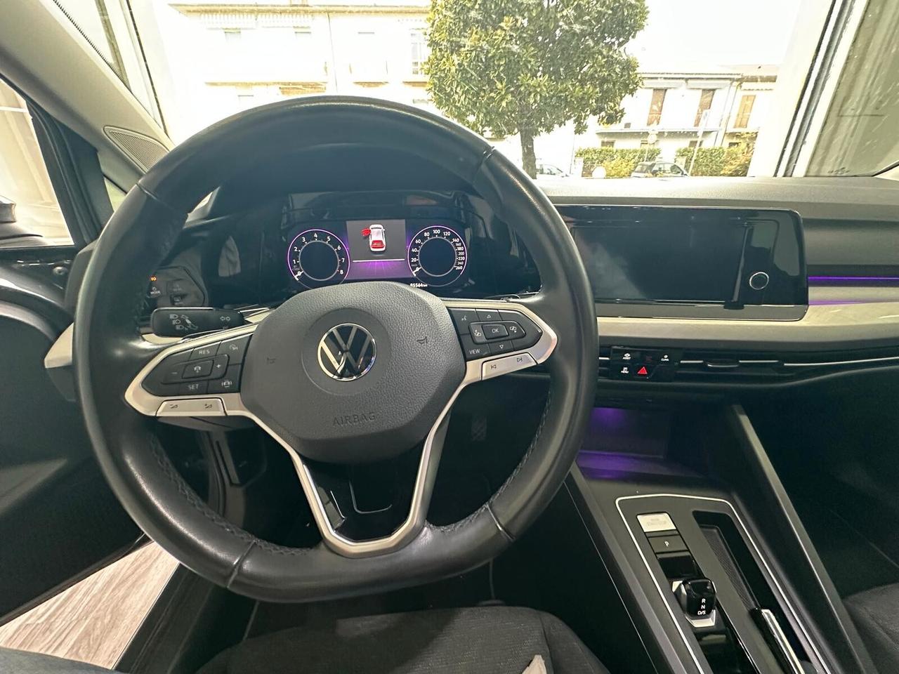 Volkswagen Golf 1.0 eTSI EVO DSG Life