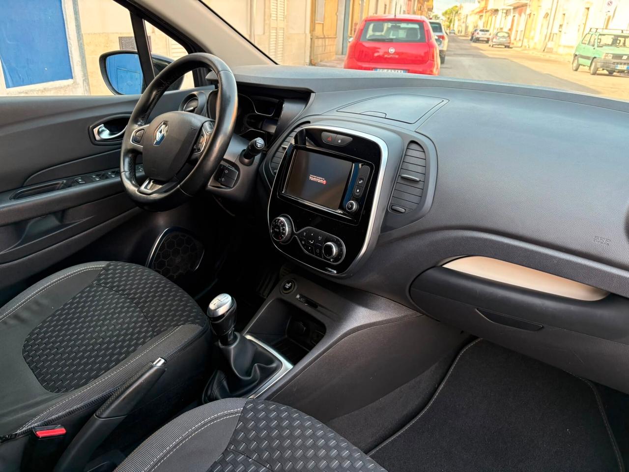 RENAULT CAPTUR 1.5 DCI STRAFULL APRILE 2018 136000KM NAVI RETROC