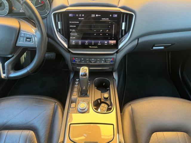 MASERATI Ghibli 330 CV MHEV GT