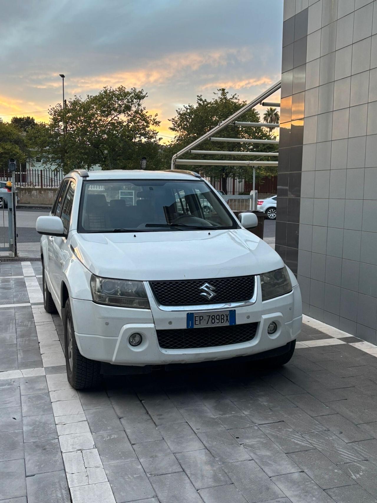 Suzuki Grand Vitara 1.9 DDiS 5 porte