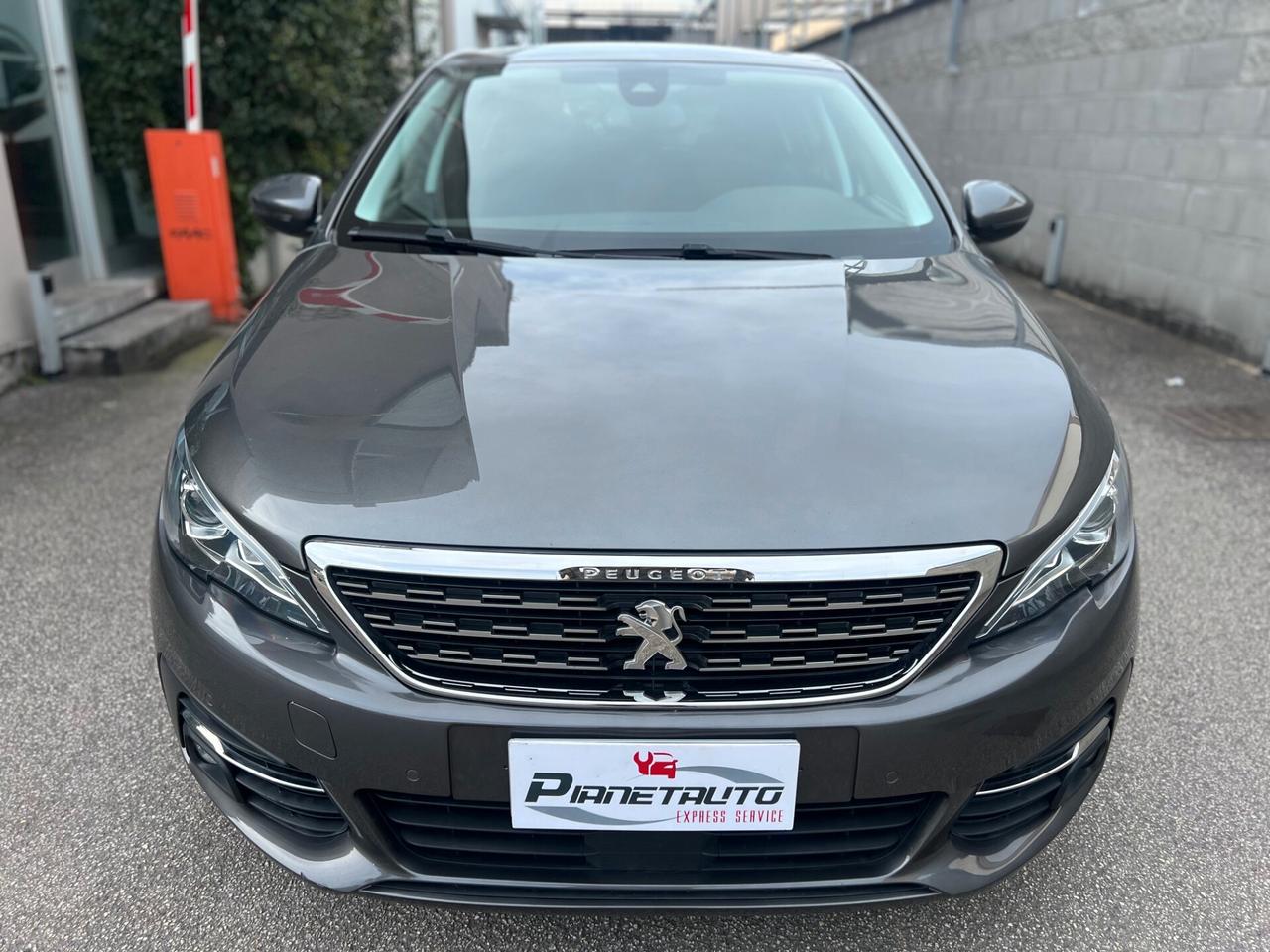 Peugeot 308 5pt 1.5 bluehdi 130cv Allure NAVI/PDC PERFETTA!!