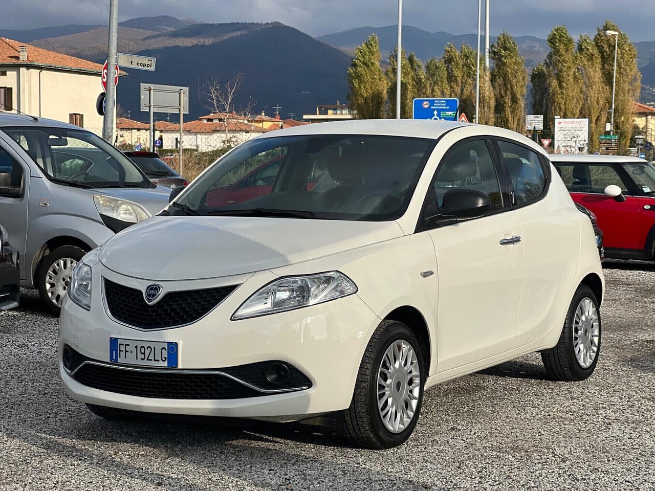 Lancia Ypsilon 1.2 34 Mila Km CERTIFICATI