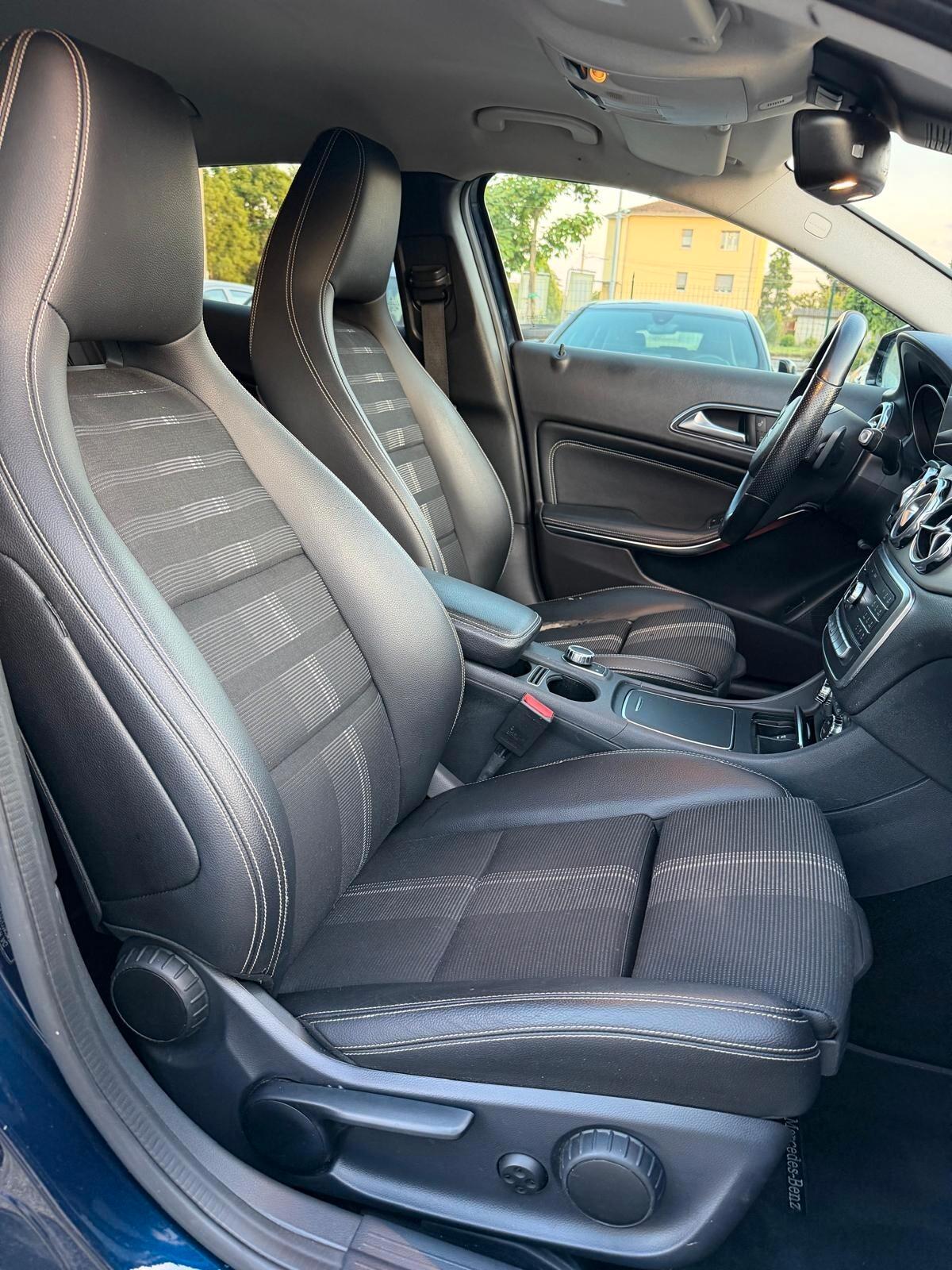 Mercedes-benz GLA 220 200 d Automatic Premium