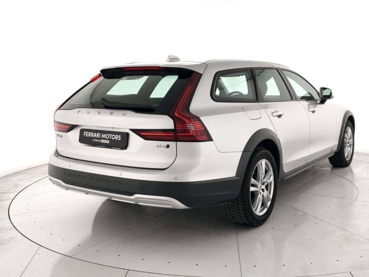 VOLVO V90 Cross Country 2.0 b4 Business Pro awd auto
