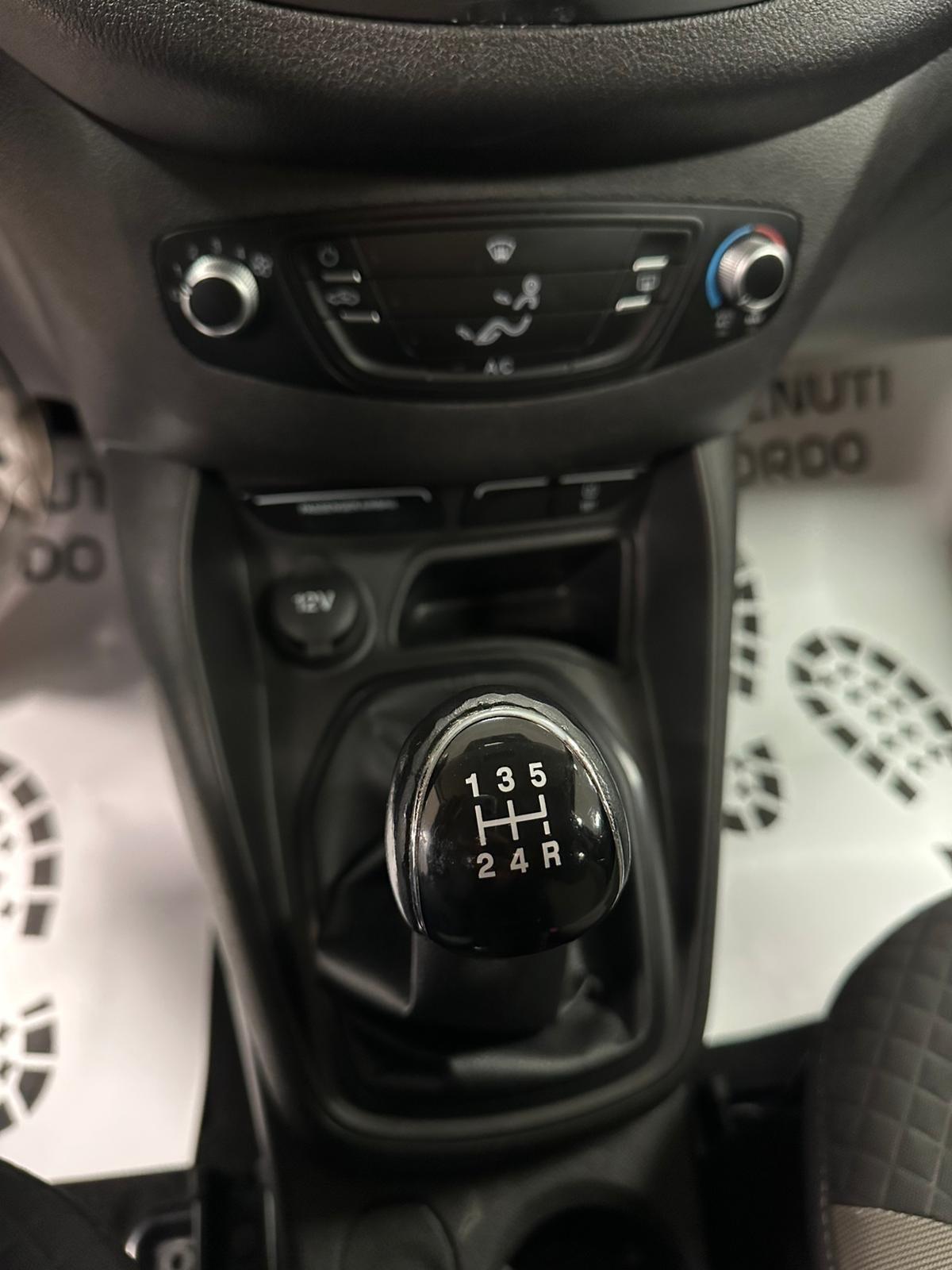 Ford Transit Courier 1.0 EcoBoost 100CV Van Entry