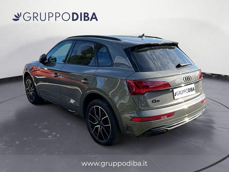 Audi Q5 II 2020 40 2.0 tdi mhev 12V S line quattro s-tronic